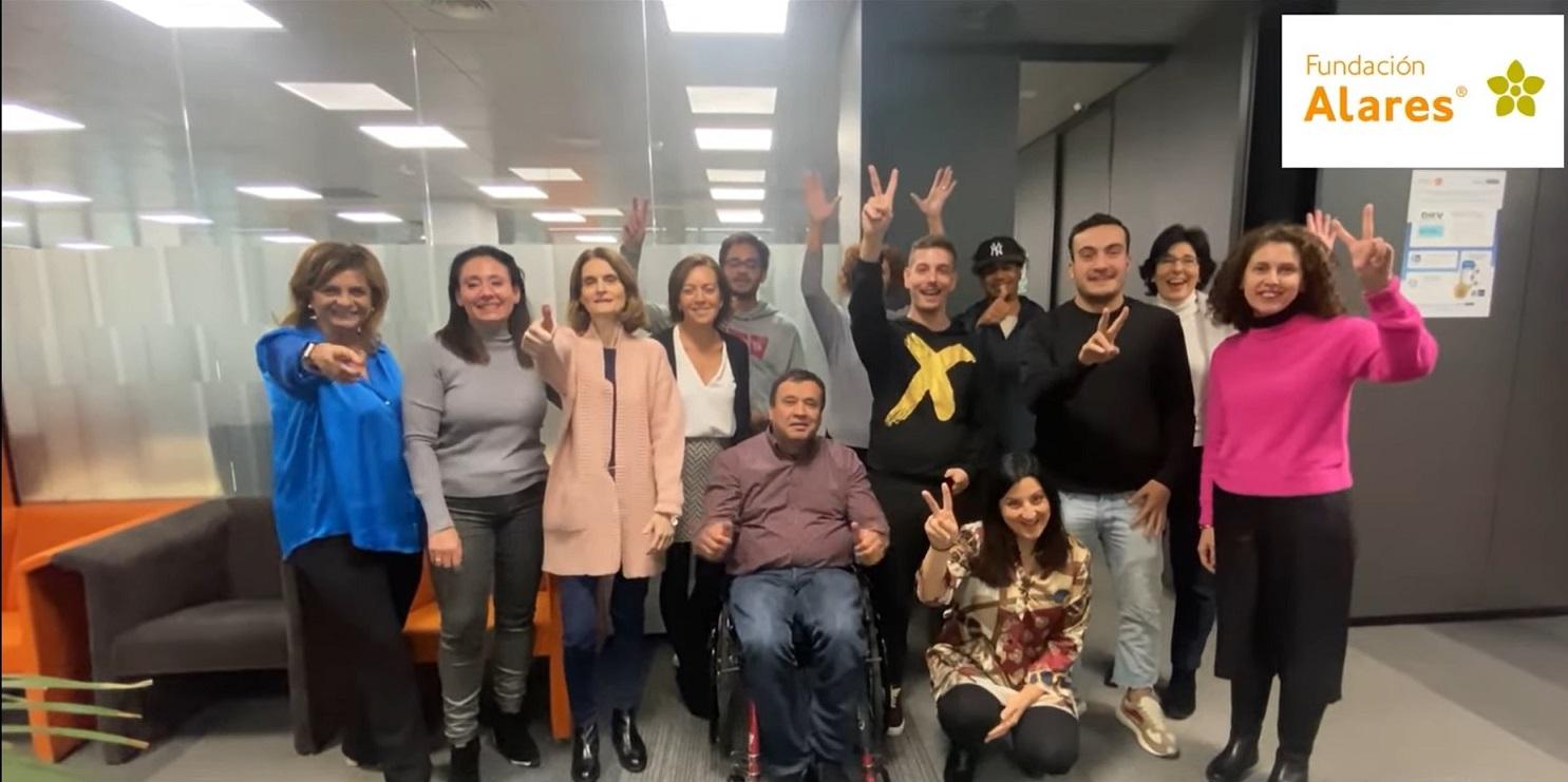 Fundación Alares lanza su campaña por el Día Internacional de las Personas con Discapacidad: «La discapacidad es vida, vívela»
